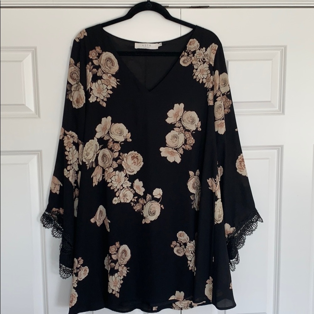 ASTR black, long sleeve dress